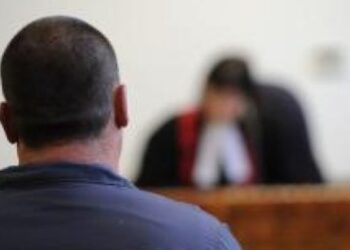 dikasthrio-kathgoroumenos-κατηγορούμενος δίκη δικαστήριο