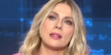 Alldaynews.gr Σμαράγδα Καρύδη: «Δεν με ήθελαν για το Παρά Πέντε, ο Καπουτζίδης έγραψε το ρόλο για άλλο πρόσωπο»