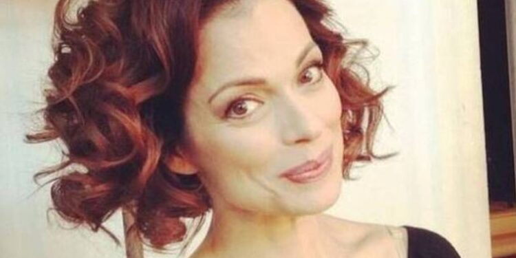 Alldaynews.gr Δάφνη Λαμπρόγιαννη: Αποχώρησε από την παράσταση του Σπύρου Παπαδόπουλου-Η δυσαρέσκειά της για τη συνεργασία