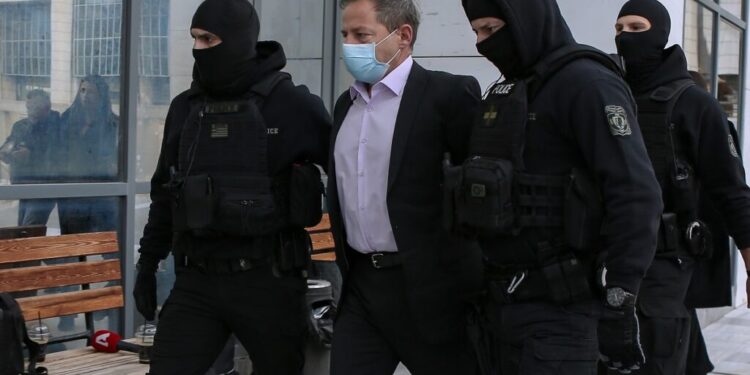 Alldaynews.gr Δίκη Λιγνάδη: Η συγκλονιστική περιγραφή του βιασμού – “Ό,τι αγαπάς δεν το γ@μ@ς