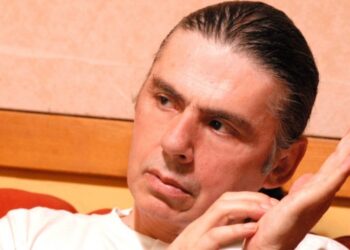 Θρήνος στην Show Biz: Πέθανε ο σπουδαίος συνθέτης και τραγουδιστής Σταύρος Λογαρίδης