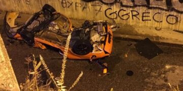 Νέα Ιωνία: «Βουτιά» θανάτου με έναν νεκρό και εναν σοβαρά τραυματία-Αυτοκίνητο έπεσε από γέφυρα[video]