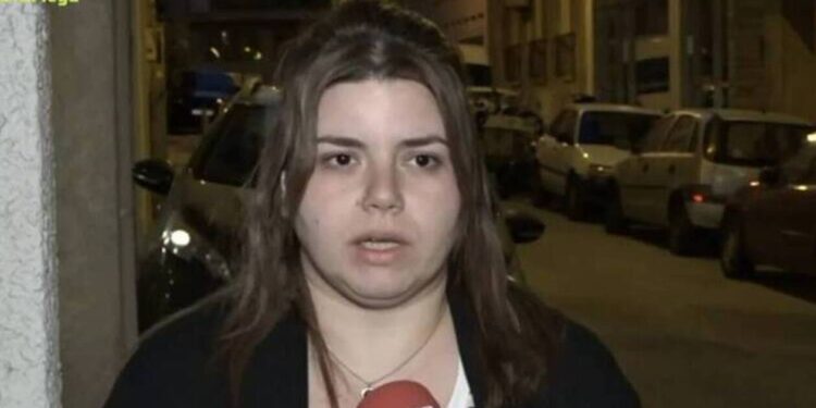 Alldaynews.gr Συγκλονίζει η 30χρονη στην Καλλιθέα για τους ληστές: «Ξύπνησα με μία ζώνη στο λαιμό και το παντελόνι σκισμένο»