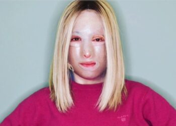 Ιωάννα Παλιοσπύρου: Για πρώτη φορά χωρίς τη μάσκα της στην τηλεόραση[video]