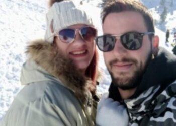 Άλυτο μυστήριο η ακριβή ζωή του ζεύγους! Το ακριβοπληρωμένο τραγούδι και η ταξιδιάρα μηχανή