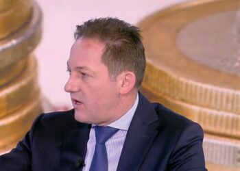 Πέτσας: Τις επόμενες εβδομάδες οι ανακοινώσεις για το ρεύμα -Η κυβέρνηση θα στηρίζει για όσο χρειαστεί