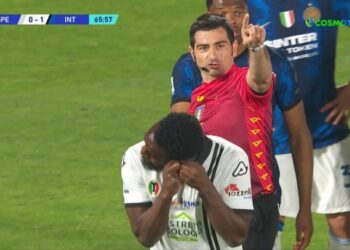 Μάνος Δασκαλάκης: Δεν υπήρχε ποτέ έρωτας με τη Ρούλα, οι γιατροί είχαν ζητήσει να τη δει ψυχίατρος (Video)