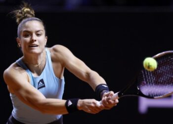 Σάκκαρη: Εγκατέλειψε στο τουρνουά της Στουτγάρδης – Δείτε την στιγμή της αποχώρησης