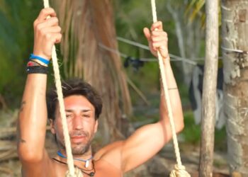 Survivor: Επικό τρολάρισμα στον Εμμανουήλ για τους κοιλιακούς στο TikTok (video)