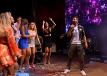 Survivor: Ο Απόστολος Ρουβάς τραγουδάει …Σάκη Ρουβά και αφιερώνει… (video)