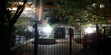 Θεσσαλονίκη: Σε σοκ οι γείτονες του 15χρονου – «Τα δυο παιδιά μεγάλωσαν μαζί» (φωτο)