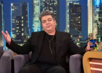 Σώτης Βολάνης: 35 χρόνια στη νύχτα δεν φτουράνε μπροστά στις 17 μέρες στο νοσοκομείο