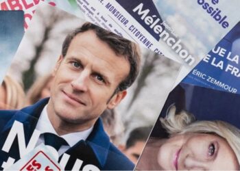 Γαλλικές Προεδρικές εκλογές: Πρώτος ο Μακρόν και μονομαχία με την Λεπέν στον 2ο γύρο – Στο 26,2% η αποχή (Video)