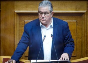 Κουτσούμπας για την αποχώρηση του ΚΚΕ από την ομιλία Ζελένσκι: «11 κόμματα της αντιπολίτευσης στην Ουκρανία εκτός νόμου, ανάμεσά τους και το Κομμουνιστικό Κόμμα, με πολλά στελέχη του στις φυλακές»