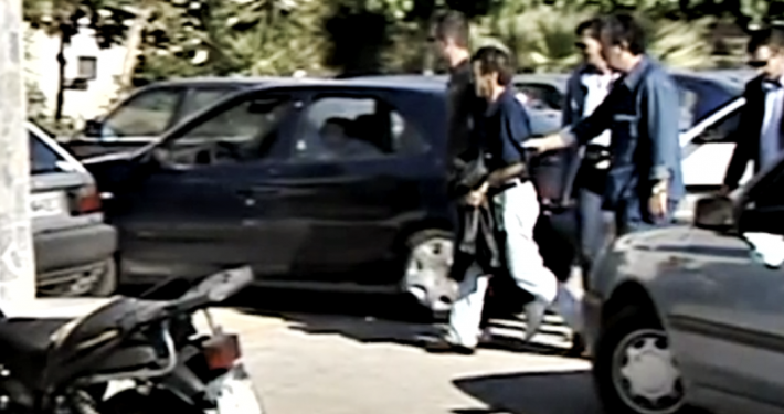 Έπαιζε θέατρο για μήνες: Ο φονιάς που ξεγέλασε την αστυνομία παγιδεύτηκε on air από τη Νικολούλη