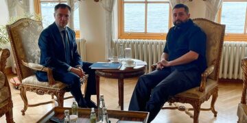 Alldaynews.gr Ο Ρώσος διαπραγματευτής Βλαντίμιρ Μεντίσνκι επαινεί την πιο ρεαλιστική θέση της Ουκρανίας για καθεστώς ουδετερότητας