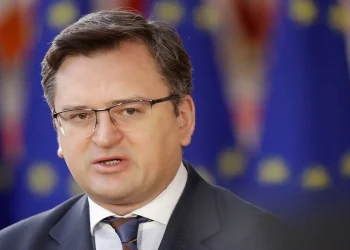 Απίστευτη δήλωση του Ουκρανού Κουλέμπα για τις χώρες που δεν θα μετάσχουν στο ρωσικό εμπάργκο