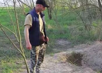 Συγκλονιστική ιστορία Ουκρανού: Τον βασάνισαν, πυροβόλησαν και έθαψαν, αλλά βγήκε ζωντανός από τον τάφο (vid)