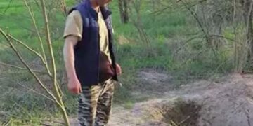 Συγκλονιστική ιστορία Ουκρανού: Τον βασάνισαν, πυροβόλησαν και έθαψαν, αλλά βγήκε ζωντανός από τον τάφο (vid)