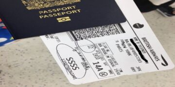 Alldaynews.gr Ο κωδικός που δε θες ποτέ να δεις στην κάρτα επιβίβασης σε αεροπλάνο