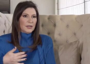 Ειρήνη Νικολοπούλου: Μετάνιωσα που έκοψα τον θηλασμό για να επιστρέψω στα δελτία ειδήσεων