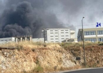 Μεγάλη φωτιά στην Βιομηχανική Περιοχή Ηρακλείου[video]