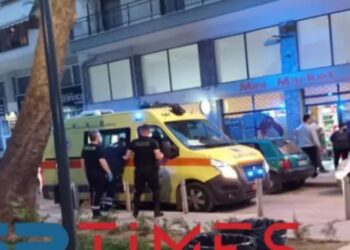 Σοκαριστικό Συμβάν: 47χρονη έπεσε στο κενό από τον τέταρτο όροφο πολυκατοικίας[photos]