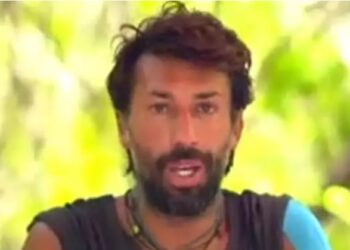 Alldaynews.gr Survivor: Έξαλλος ο Εμμανουήλ – «Άντε γεια Τάκη, άραξε την πέτσα σου, δεν σε βλέπω καν»