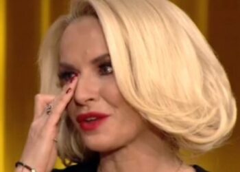 Alldaynews.gr Δάκρυσε η Μαρία Μπεκατώρου – «Συγγνώμη συγκινήθηκα, θέλω να συνέλθω»