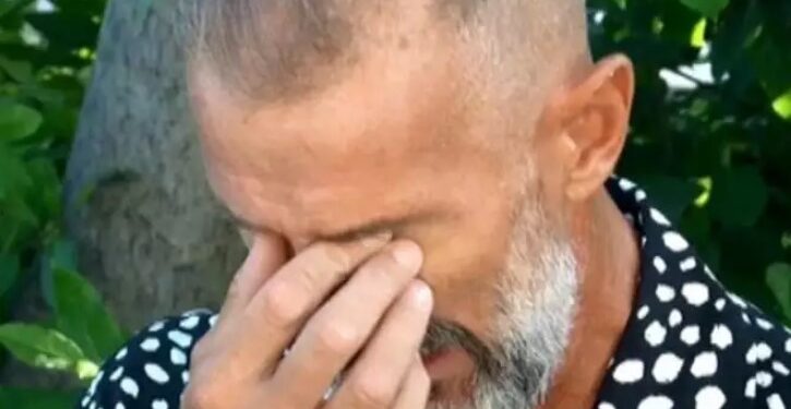 Alldaynews.gr Survivor-Τάκης Καραγκούνιας: Έβαλε τα κλάματα on air για τον χαμό του πατέρα του