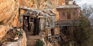 Alldaynews.gr Το σοκ του άθεου φοιτητή στο Άγιο Όρος