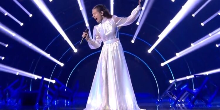 Eurovision 2022-Ελλάδα: Εντυπωσίασε και καταχειροκροτήθηκε η Αμάντα Γεωργιάδη[video]