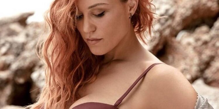 Alldaynews.gr Πηνελόπη Αναστασοπούλου: Ποζάρει topless και «ανάβει φωτιές»!! Ζαλάδα στο Instagram!