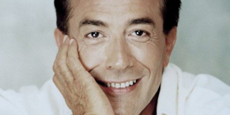 Alldaynews.gr Έφυγε από την ζωή ο Δάκης – Συγκίνηση για τον σπουδαίο τραγουδιστή (φωτο, video)