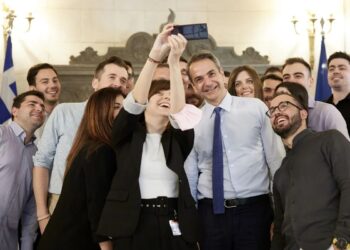 Αναφορά Μητσοτάκη για τους νέους: «Σκοπός δεν είναι πόσα λεφτά θα βγάλω – Να δούμε τη ζωή μας ολιστικά»