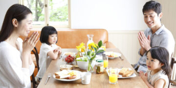 Alldaynews.gr Γιατί οι Ιάπωνες είναι αδύνατοι; Οι επιστήμονες εξηγούν (video)