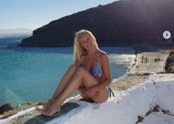 Ζέτα Μακρυπούλια: Παντρεύεται με κουμπάρους τους Μουτσινά και Ελισάβετ Κωνσταντινίδου;