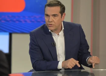 Alldaynews.gr Τσίπρας για Μητσοτάκη: Μετά από 9 μήνες αισχροκέρδειας, τώρα ξαφνικά βρήκαν λεφτόδεντρα στην κυβέρνηση;