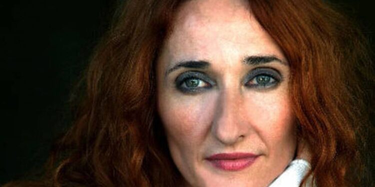 Alldaynews.gr Ολυμπία Κρασαγάκη: «Αποδέχομαι τον καρκίνο με ψυχραιμία, υπομονή, αισιοδοξία και με ένα χαμόγελο»