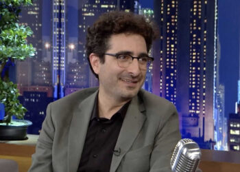 Λάμπρος Φισφής: Η κόρη μου, μου αντιμιλάει, παίρνω τη μάνα μου τηλέφωνο να μου πει τι να κάνω