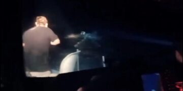 Καταδίωξη με πυροβολισμούς και σύλληψη διακινητή: «Πάνω του, ένας είναι» (video)