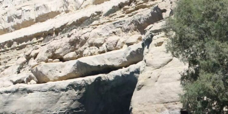 Alldaynews.gr Τραγωδία στα Μάταλα: Νεκρός ένας 30χρονος που έπεσε από τις σπηλιές