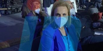 Πρώτο τραπέζι στο συνέδριο της Νέας Δημοκρατίας η Ματίνα Παγώνη[Φωτογραφίες]