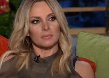Πέγκυ Ζήνα για Γιώργο Λύρα: Έχασα τον πατέρα μου στα 15 και ήταν μοιραίο ότι θα ψάξω «μπαμπά»