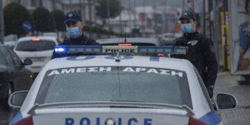 Alldaynews.gr Συμπλοκή ανηλίκων στο Άλσος Βεΐκου: Σταμάτησαν το σχολικό λεωφορείο για να συλληφθεί ο ένας από τους δράστες (video)