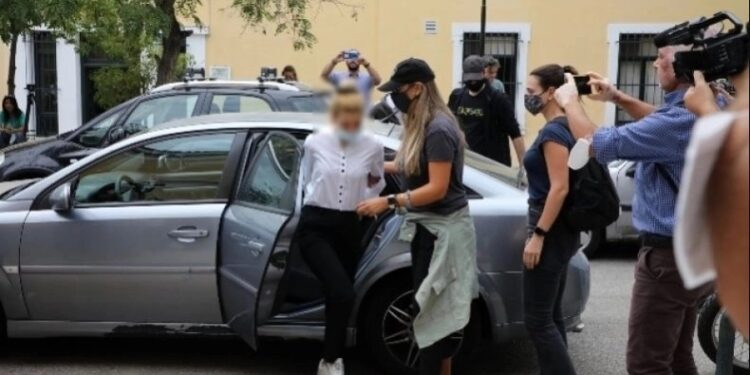 Alldaynews.gr Αποφυλακίζεται η παίκτρια του Power of Love: Ήταν μέσα για υπόθεση κοκαΐνης με τον ποδοσφαιριστή σύντροφό της