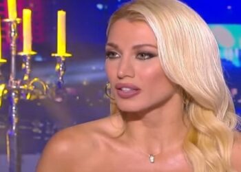 Σπυροπούλου: «Με το “Κάτι ξαναψήνεται” πήγαμε Σαλαμίνα, Ασπρόπυργο, περιοχές που δεν ήξερα καν ότι υπάρχουν» (vid)