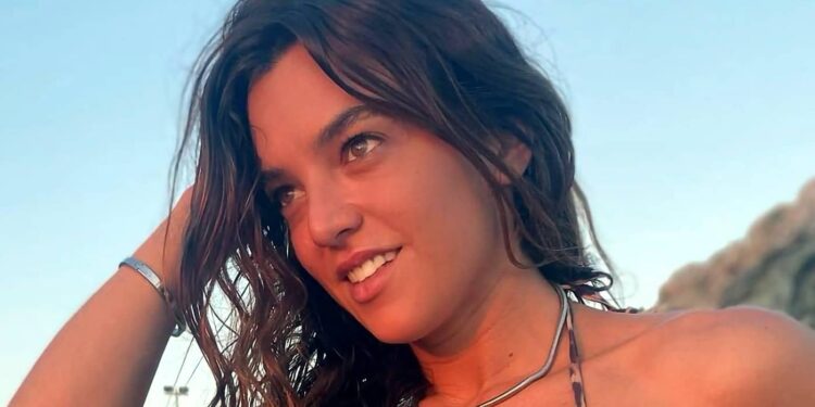 Alldaynews.gr Survivor: Η Καρολίνα γυμνάζεται με το στpivκακι της και τρελαίνει κόσμο – Θα είναι στο All Star;