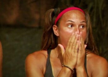 Survivor: Έκτακτο Συμβούλιο, σε σοκ οι παίκτες – Ο Μαρτίκας φίλησε τη Βρισηίδα