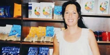 Alldaynews.gr Θρίλερ με τον θάνατο της Έφης Τσιχλάκη: Αυτοκτόνησε ή τη σκότωσε ο σύζυγός της;